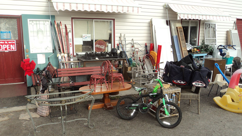 Perth Flea Market located on The Rideau Ferry Rd outside of Perth Ontario in Lanark County